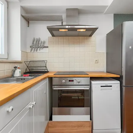 Nowowiejska 10 By Homeprime *