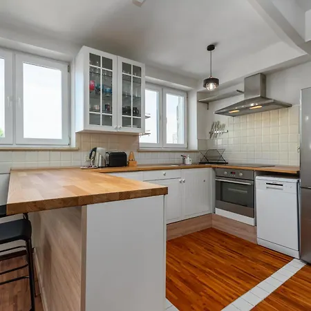 Appartement Nowowiejska 10 By Homeprime Varsovie